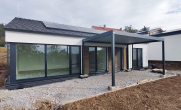 Jednopodlažní nízkoenergetický dům v Bukovanech, individuální realizace Alfahaus